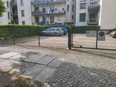 Foto - Parkplatz zu vermieten ! Mit Toreinfahrt.