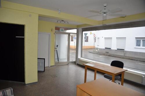 Foto - Lagerfläche, Büro, Praxis, Ladengeschäft, Atelier, zentral, Innen