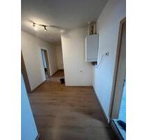 2 Zimmer+ Küche und Bad Wohnung - Hof Altstadt