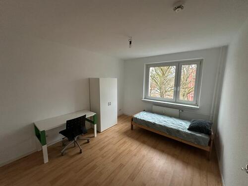 Foto - Möbliertes WG-Zimmer in Schöneweide – 14m², ohne Anmeldung