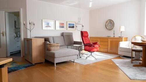Foto - Möblierte Drei-Zimmer-Wohnung - 890,00 EUR Kaltmiete,