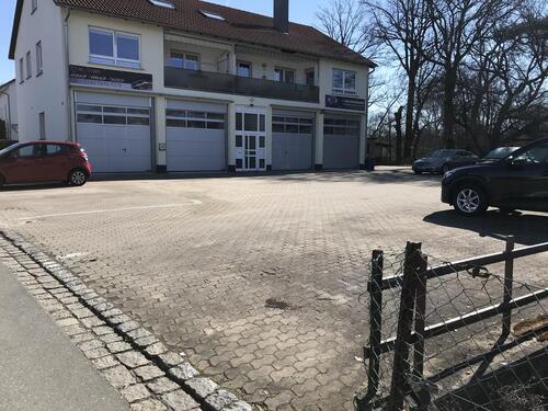 Foto - Lagerhalle Werkstatt Büro+11 KFZ Stellplätze