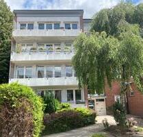 Zentrales Poppenbüttel - Neu modernisierte Hochparterre-Wohnung mit Balkon - Vollbad - ab sofort - Hamburg Wandsbek