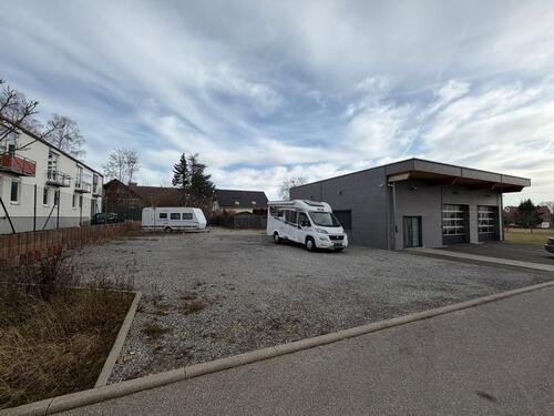 Foto - Stellplatz • Womo• Wohnwagen• Boot etc.