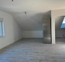 3ZKB Dachgeschosswohnung in Schwalbach Elm