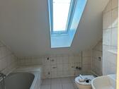 Foto - Dachgeschoßwohnung in Schwalbach zur Miete
