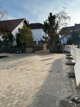 Foto - Parkplatz zu vermieten (ggü. Asklepiosklinik)