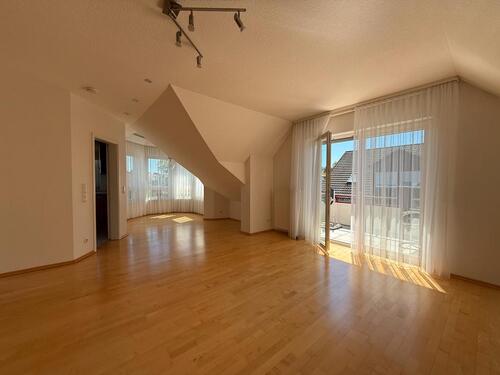 Foto - Dachgeschoßwohnung in Bruchköbel zur Miete