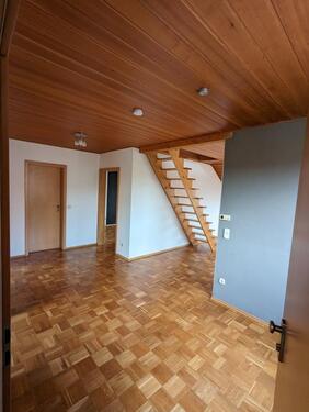Foto - Helle 3,5 Zimmer Dachgeschosswohnung in Höchstadt Süd