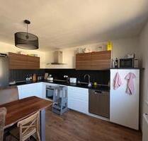 Schöne großzügige 3 Zimmer Wohnung in Jembke