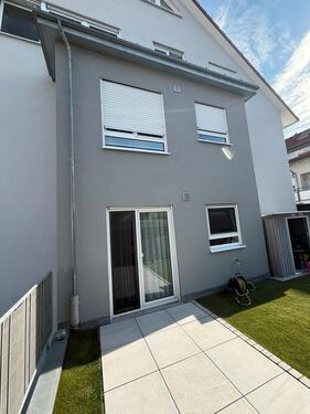 Foto - Tolle EG Wohnung mit 2 Gärten und 2 TG Plätze