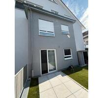 Tolle EG Wohnung mit 2 Gärten und 2 TG Plätze - Sachsenheim