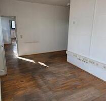 Büroflächen in Spaichingen – 3 Räume, Küche, 2 WCs, 80 m²