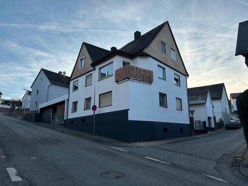 Foto - Mehrfamilienhaus (3 WE) + Gewerbeanbau (170qm)