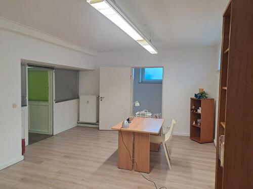 Foto - GewerberaumBüro - 225,00&nbsp;EUR Kaltmiete, ca.&nbsp; 33,00&nbsp;m&sup2;