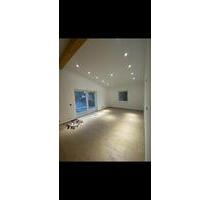 Moderne Neubau-Wohnung mit Dachterrasse 4 ZKB in Berghausen - Bad Berleburg