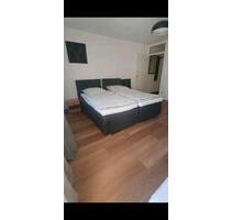 1 Zimmer wohnung mit Balkon zu vermietet. - München Moosach