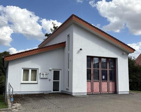 Foto - Ehemaliges Feuerwehrgerätehaus - 200.000,00 EUR Kaufpreis, ca.  100,00 m²