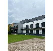 Mietwohnung 80 qm, 3 Zi, Penthouse, großer Balkon, Erstbezug, TG - Bonn Tannenbusch