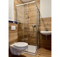 Modern, hell und bereit für Sie! Sanierte 1-Raum Wohnung - barrierefrei! - Reichenbach im Vogtland