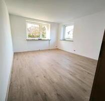 Renovierte 3 Zimmer Wohnung - 1.250,00&nbsp;EUR Kaltmiete, ca.&nbsp; 80,00&nbsp;m&sup2; in Neuss (PLZ: 41462) Furth-Mitte