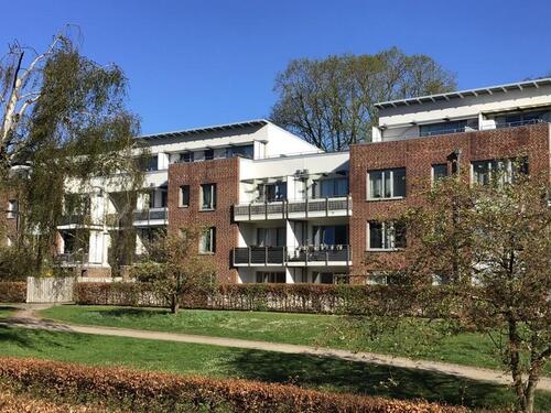 Foto - Renovierte 2,5-Zimmer-Wohnung über 2 Etagen
