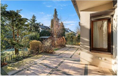 Foto - Einfamilienhaus mit zwei Südbalkon und großen Garten