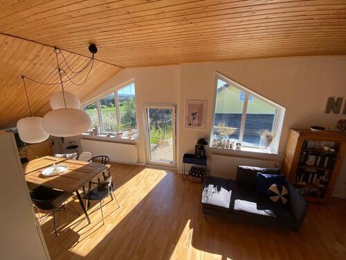 Foto - Helle Dachwohnung mit Dachterrasse,95180 Berg , 95 m2