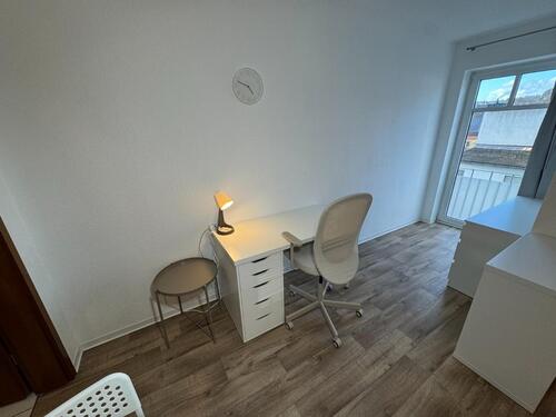 Foto - 1 Zimmer Dachgeschoßwohnung zur Miete in Marburg