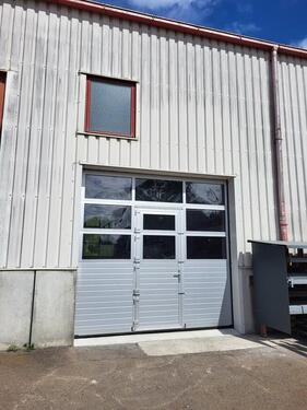 Foto - Gewerbehalle,Lagerhalle,Produktion,Handwerkerhalle,Oldtimergarage