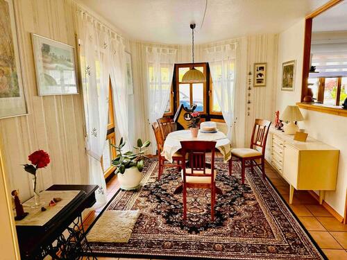 Foto - ETW in Püttlingen zu verkaufen - 210.000,00&nbsp;EUR Kaufpreis, ca.&nbsp; 90,00&nbsp;m&sup2;