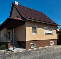 EFH in schöner Lage - 260.000,00&nbsp;EUR Kaufpreis, ca.&nbsp; 150,00&nbsp;m&sup2; in Bernsdorf (PLZ: 02994)