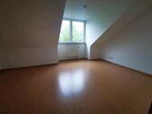 Foto - 2 Zimmer DG Wohnung mit Panoramablick (Gabelsberger Str 50, Hof)