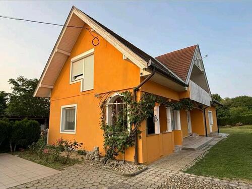 Foto - Haus zu verkaufen - 140.000,00&nbsp;EUR Kaufpreis, ca.&nbsp; 224,00&nbsp;m&sup2;