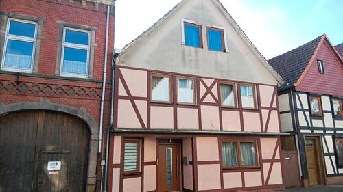 Foto - Wohn- und Geschäftshaus im alten Ortskern von Adelebsen