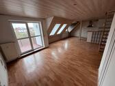 Foto - Große Maisonette 3-Raum-Wohnung – Balkon, neues Bad, top Lage!