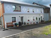 Foto - Haus mit Scheune, Garten und Gartenhütte in der Eifel