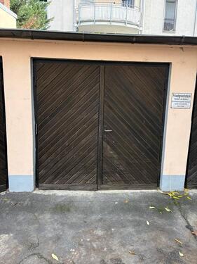 Foto - Garage in Frankfurt, Sandweg Nähe Zoo zu vermieten