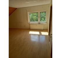Wohnung Mietwohnung 90m2 Dachgeschoss Balkon - Allendorf (Eder)