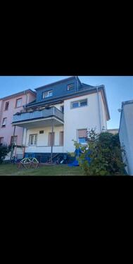 Foto - Famillienhaus mit Gewerbe Etage