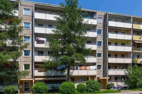 Foto - Top sanierte 3-Zimmer-Wohnung mit Balkon (WBS)!