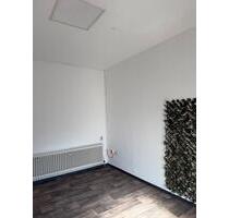 Frisch saniertes BüroGewerbefläche mit Balkon – 25 qm – 600 € - Dortmund Innenstadt Nord