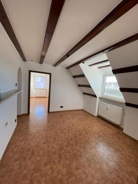 Foto - 4 Zimmer Mansardenwohnung, WG geeignet in Weiden Ost