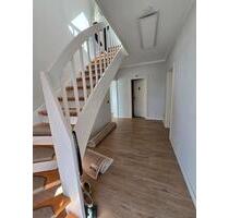 DHH 3 Zi + 1 Raum für Gewerbe, Büro, Hobby... - Sandesneben