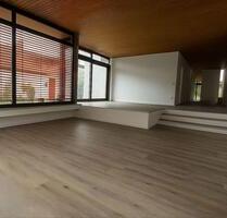 Lichtdurchflutetes Architektenhaus mit Garten in 76684 Tiefenbach - Östringen