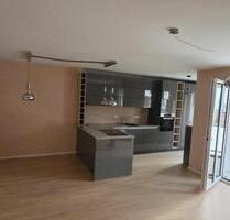 Schöne helle 3 Zimmer Wohnung Teilmöbliert - München Allach-Untermenzing