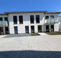 2-Zimmer Neubauwohnung mit Balkon & Terrasse in zentraler Lage am Marktplatz in Stamsried (Ruhige Rückseite)