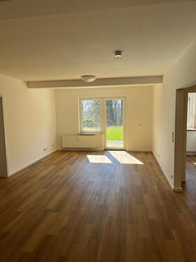 Foto - Großzügige 3-Zimmer-Erdgeschosswohnung mitten in der Natur
