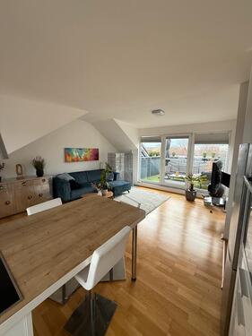 Foto - Traumhafte 2 Zimmer DG-Wohnung (67 qm² ) mit großer Dachterrasse