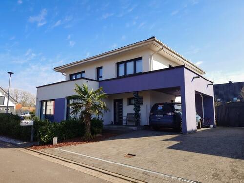 Foto - Einfamilienhaus (185m²) in Neumühle, großzügiges Grundstück 716m²